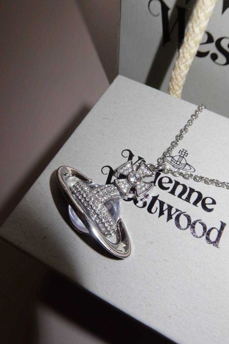 Vivienne Westwood гердан