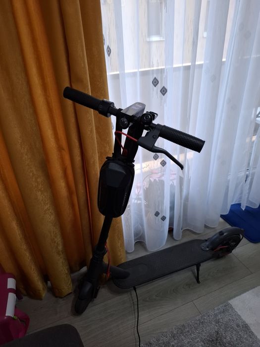 Trotineta Xiaomi M365 Pro
