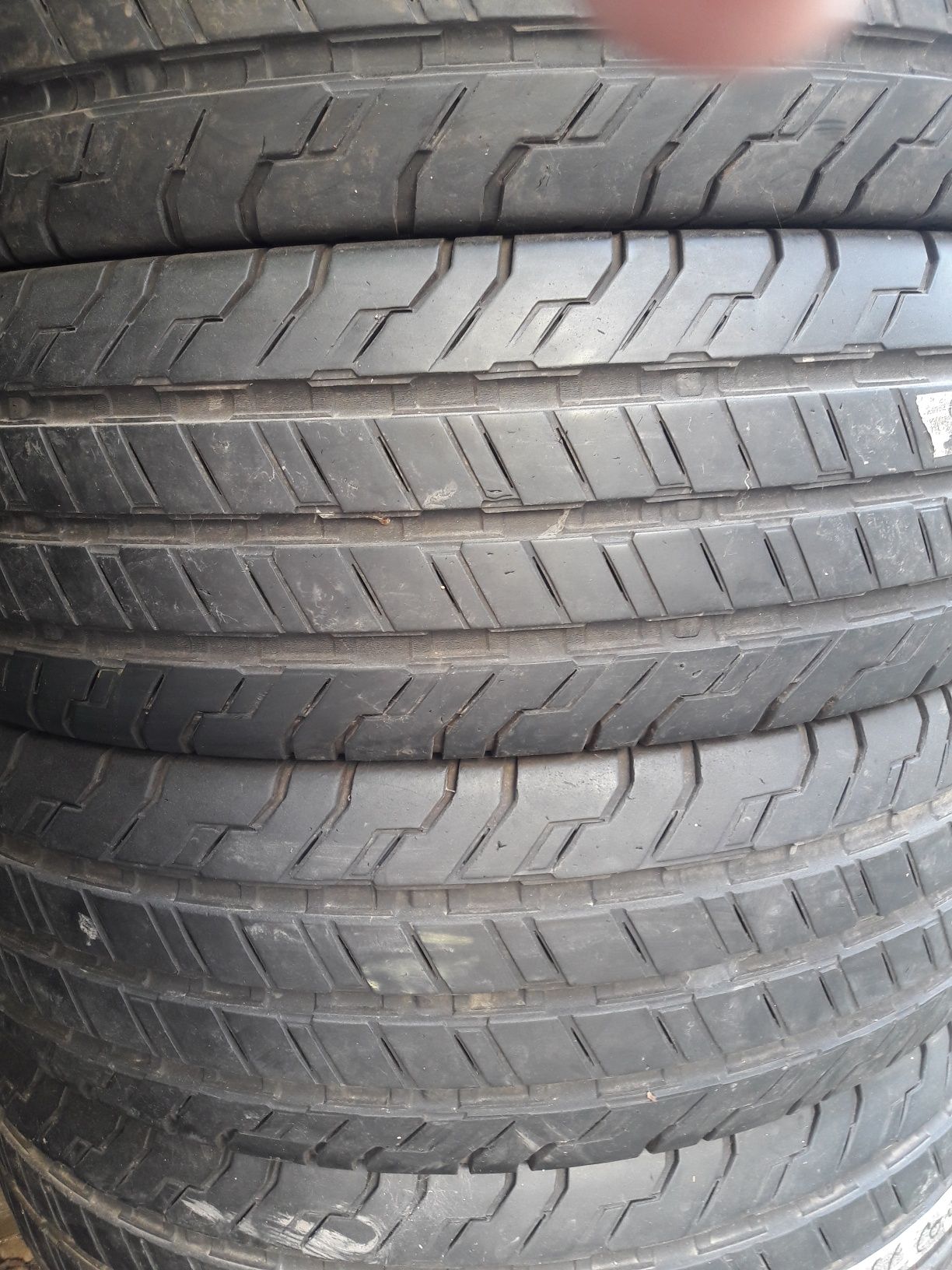 4 anvelope 215/75r16c vară Continental preț 260 lei bucata