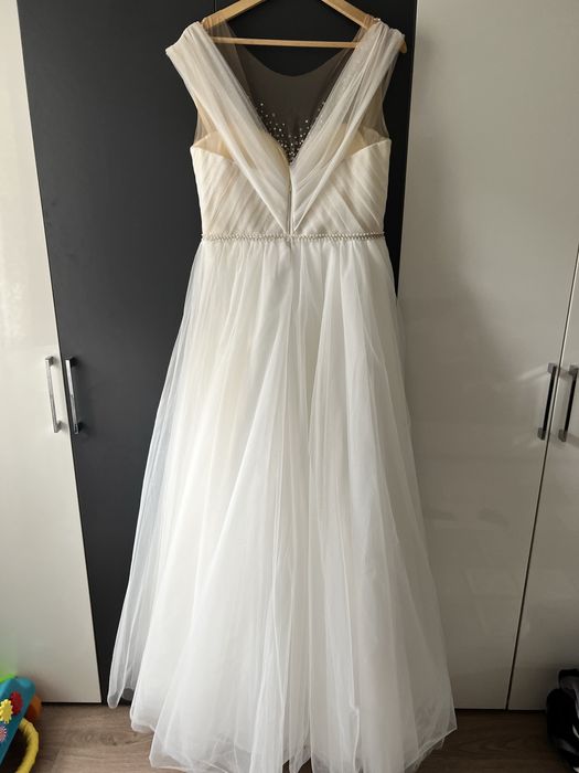 Vand rochie de mireasa