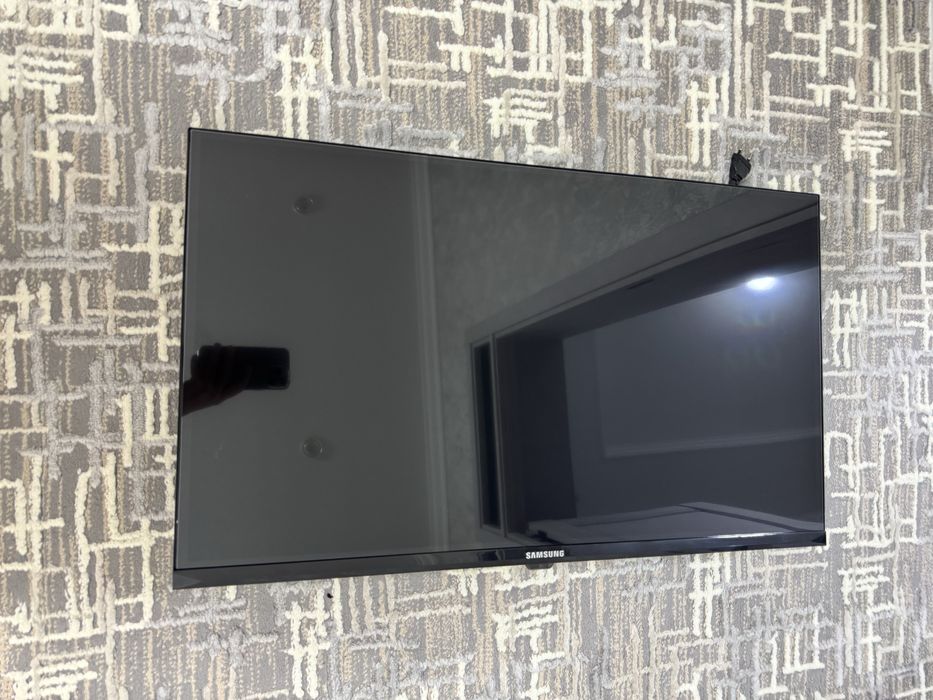 Продается телевизор. Televizor sotiladi