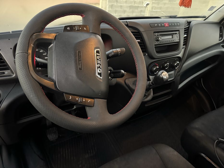 Iveco basculabil pe spate