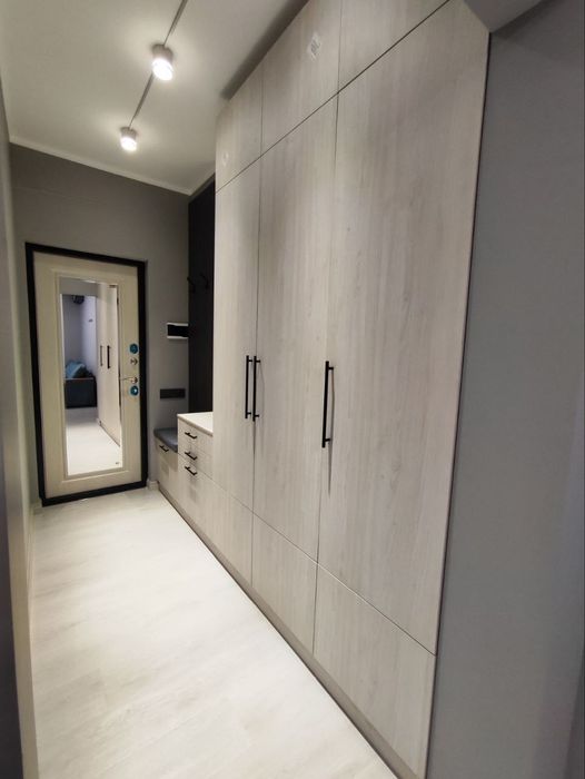 Продам 1/4/4  45м. Ул. БАБУР. С/м Корзинка (аэропорт)