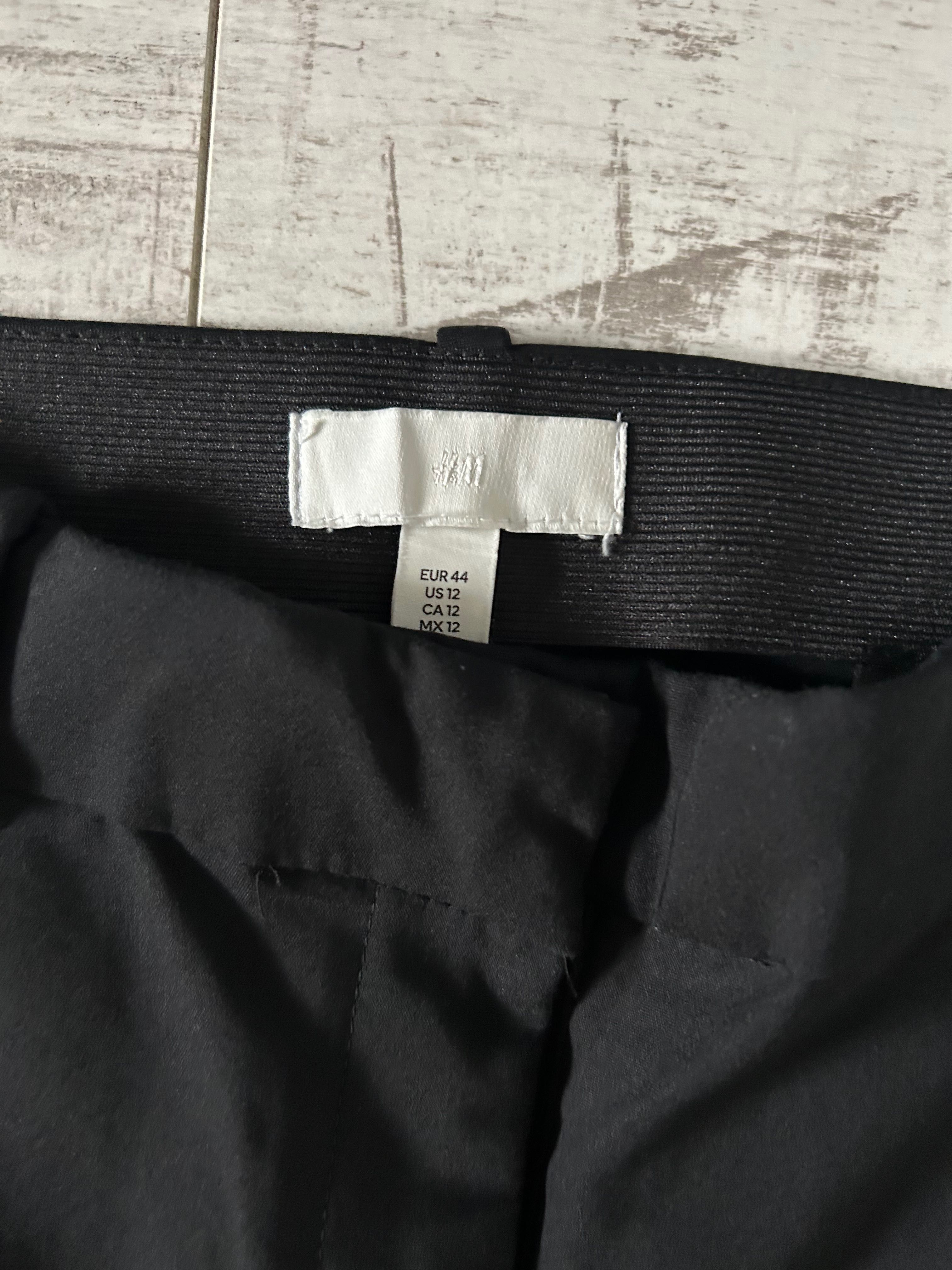 Нов дамски елегантен черен панталон на марката H&M