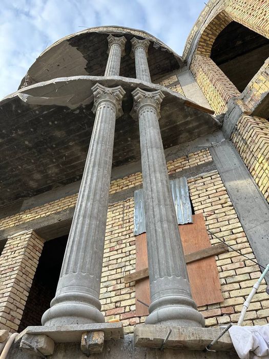 Rim kolonnasi (ustuni)