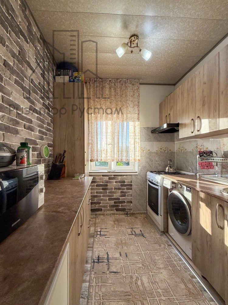 Карасу 2 Академия милиция 2в3/4/4 балкон 2*6 60м2 СРОЧНО