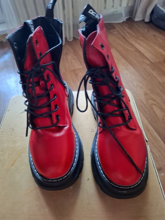 Сапоги женские новые