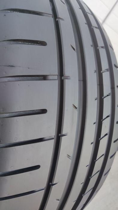 1бр. лятна гума 225/45/17 Leao Nova Force, XL
dot23
8.45mm
Много добро