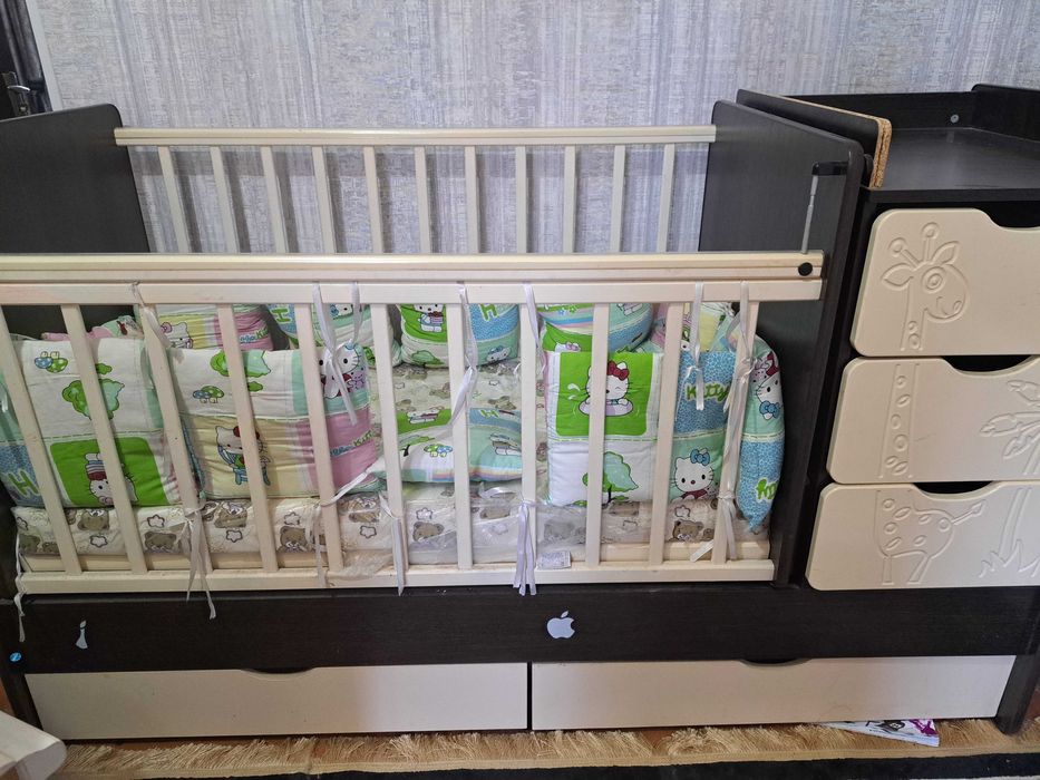 Детский кровать хорошего сост.