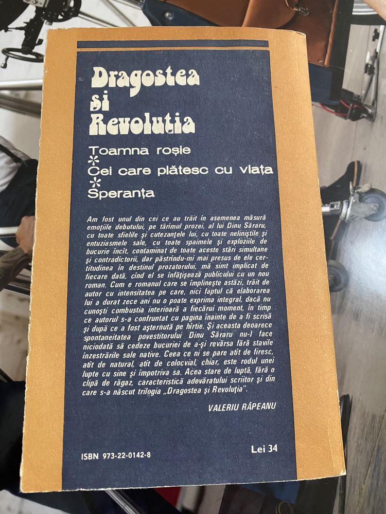 Dinu Săraru- Dragostea și revoluția-ed. Eminescu-1989