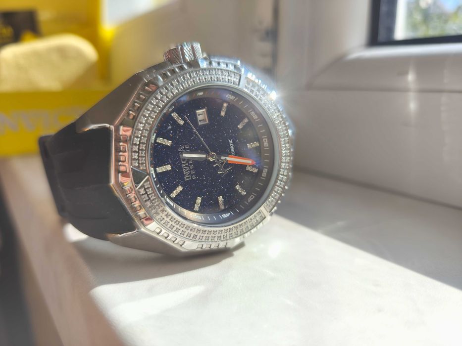 Original autentic INVICTA AUTOMATIC diamond WATCH, Seiko nh35