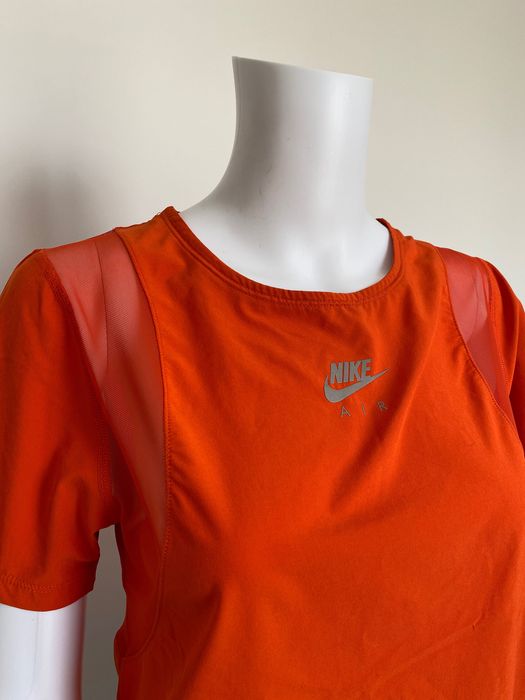 Оранжева тениска Nike