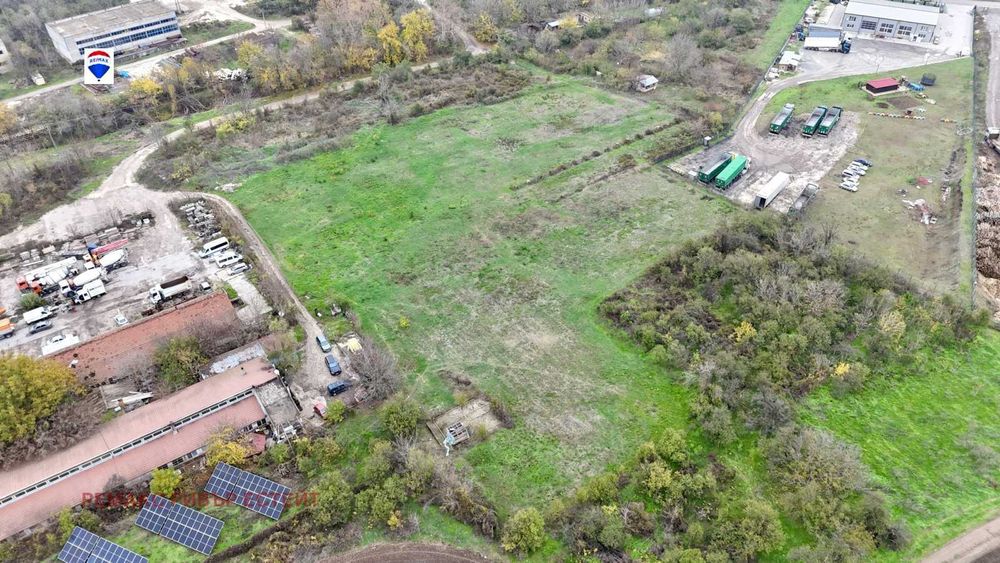 Продава се Парцел в Русе, Промишлена зона - Изток - 13939 кв.м за 16 €/кв.м - Снимка #7