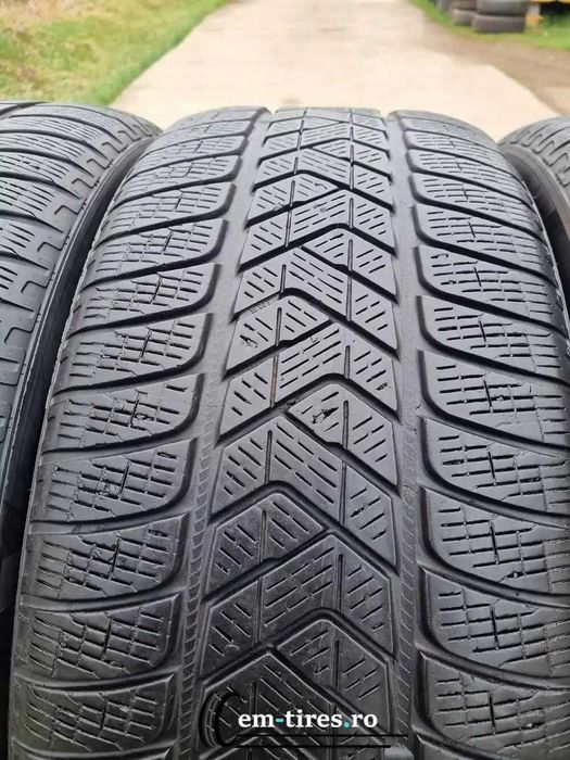 SET 4 Anvelope Iarna 245/50 R20 PIRELLI Scorpion Winter 105H