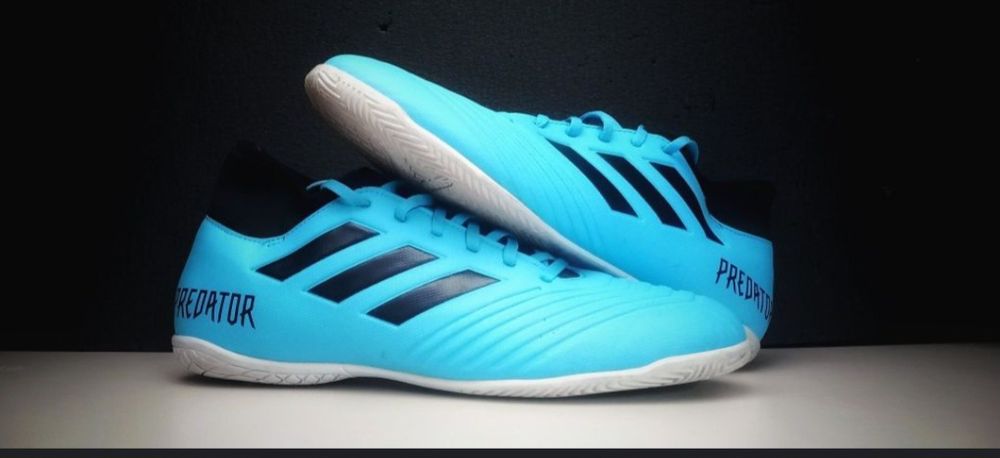 Ghete de fotbal predaror