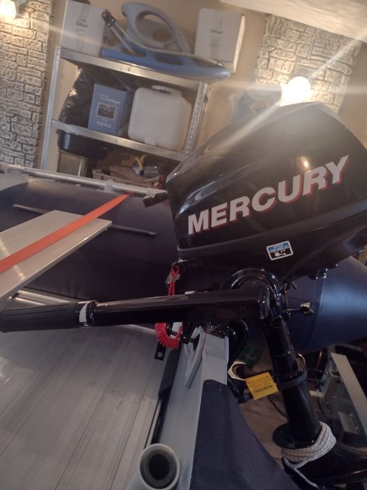 Надуваема лодка Промарин с твърдо дънно