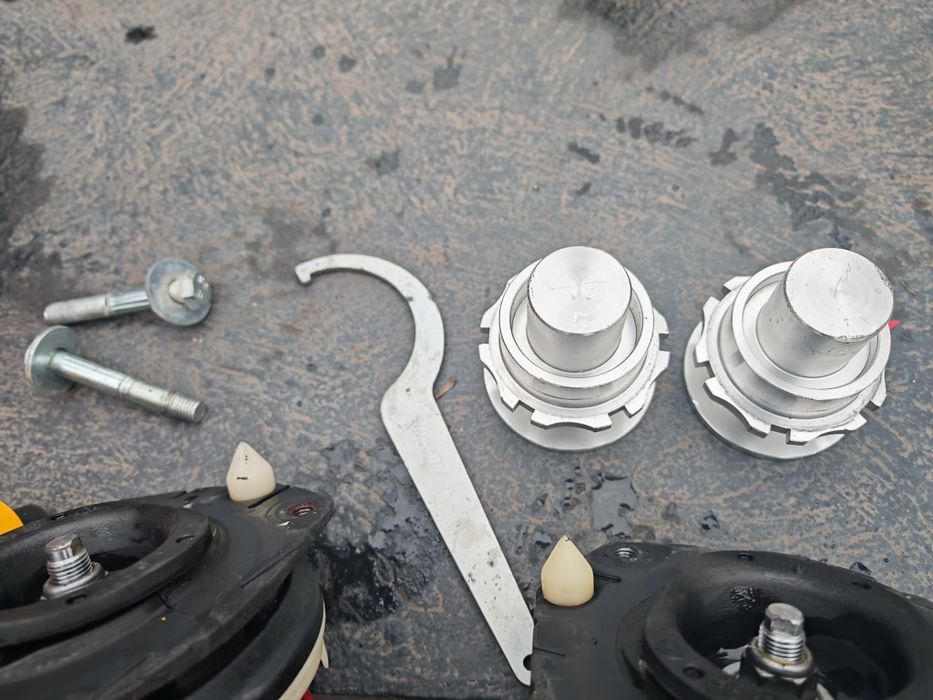 Vând suspensie reglabila TA-TECHNIX Megane 2