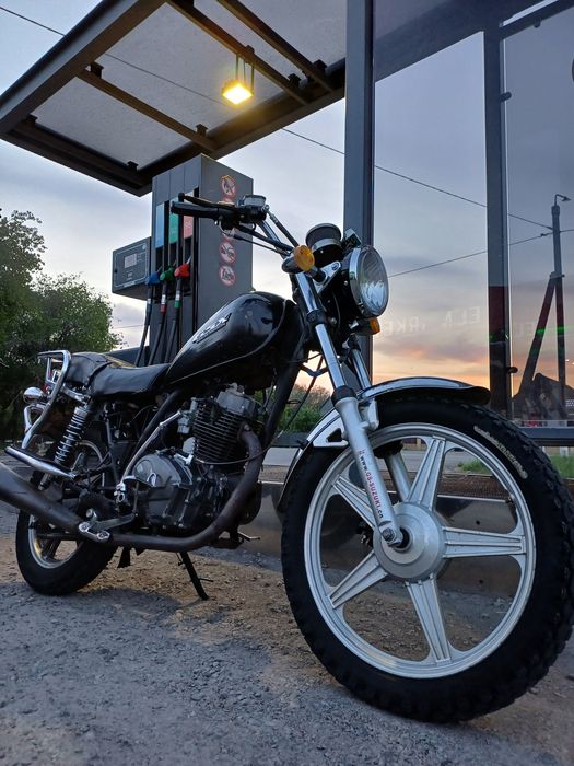 SUZUKI GSX 250 кубов