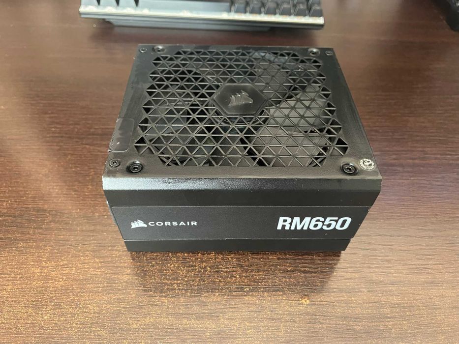 Sursa Corsair RM650 80+ Gold