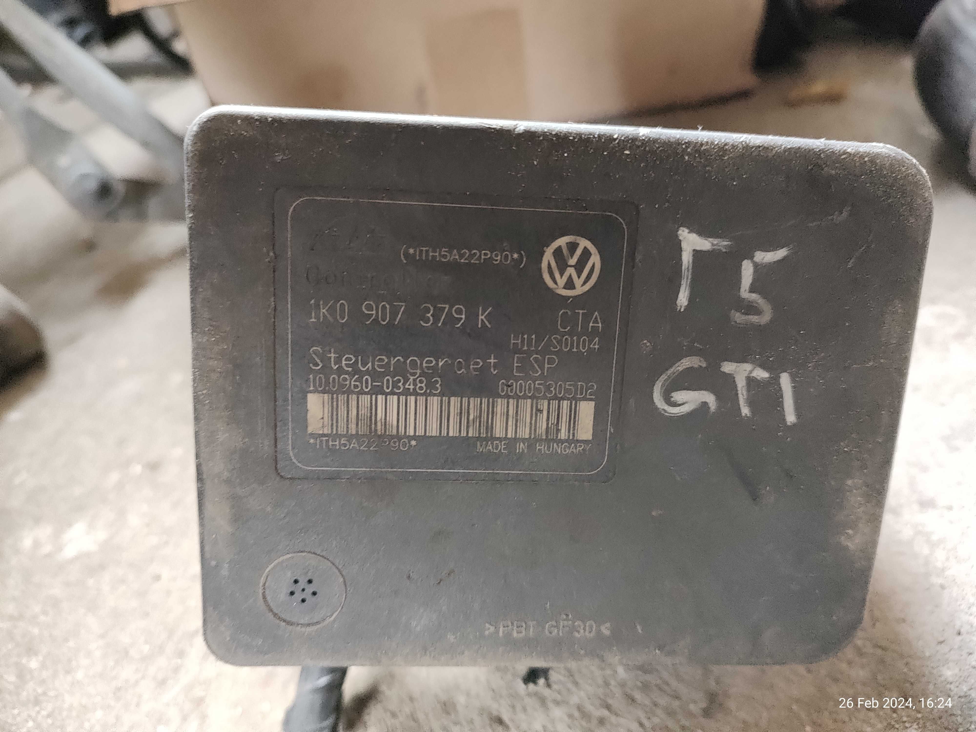 ABS модул за VW Golf 5, Audi A3-8P / 1K0 614 517 J, 1K0 907 379 K