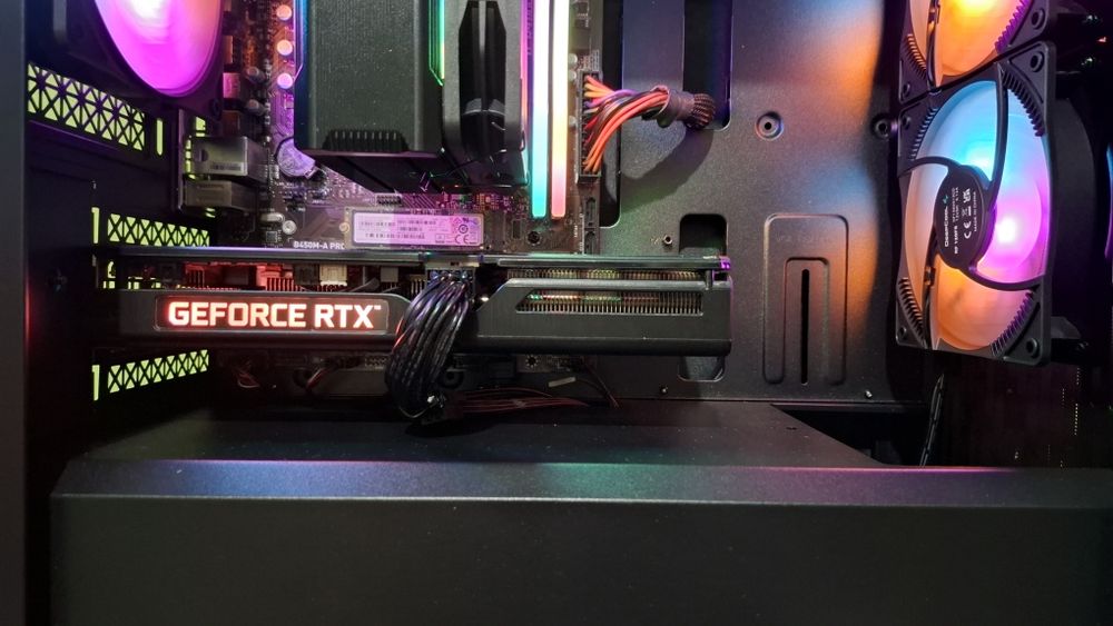 PC Gaming cu RTX 3060 / GTX 1660 SUPER / RX 580