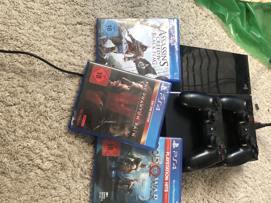 Ps4 slim nu stiu ce are de nu porneste