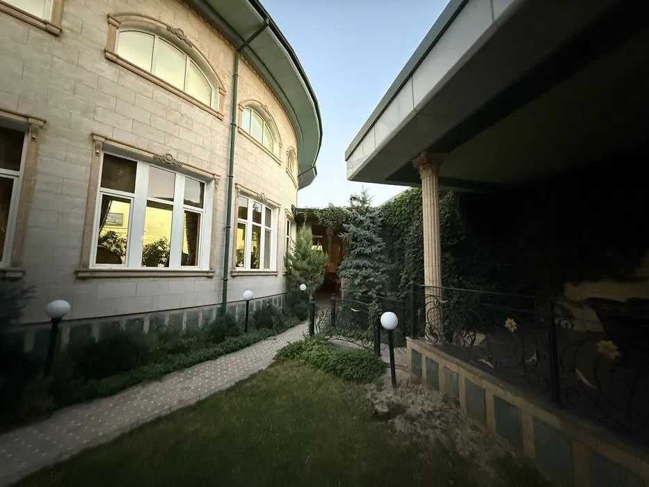 Луначарский Дом продается Махалля Ялангач Соток 9,5 Фасад 25м