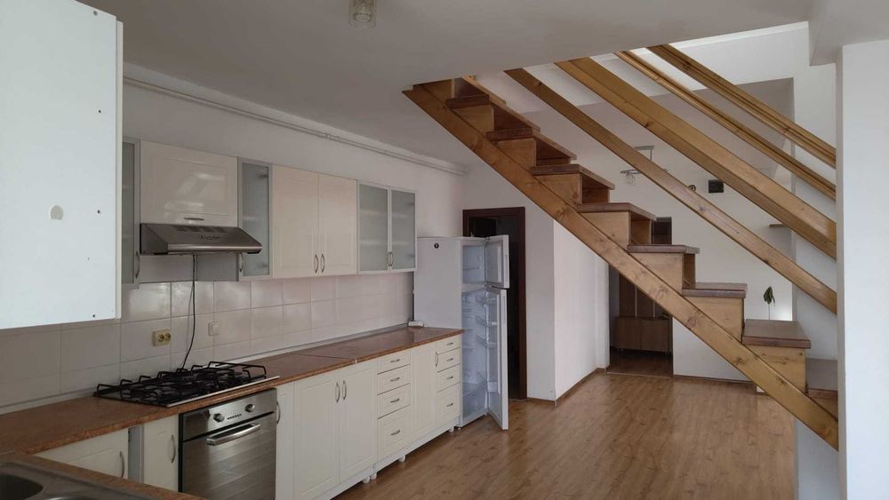 Apartament spațios de 4 camere, mobilat – Câmpia Turzii