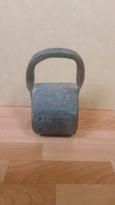 Продам гирю 32 кг