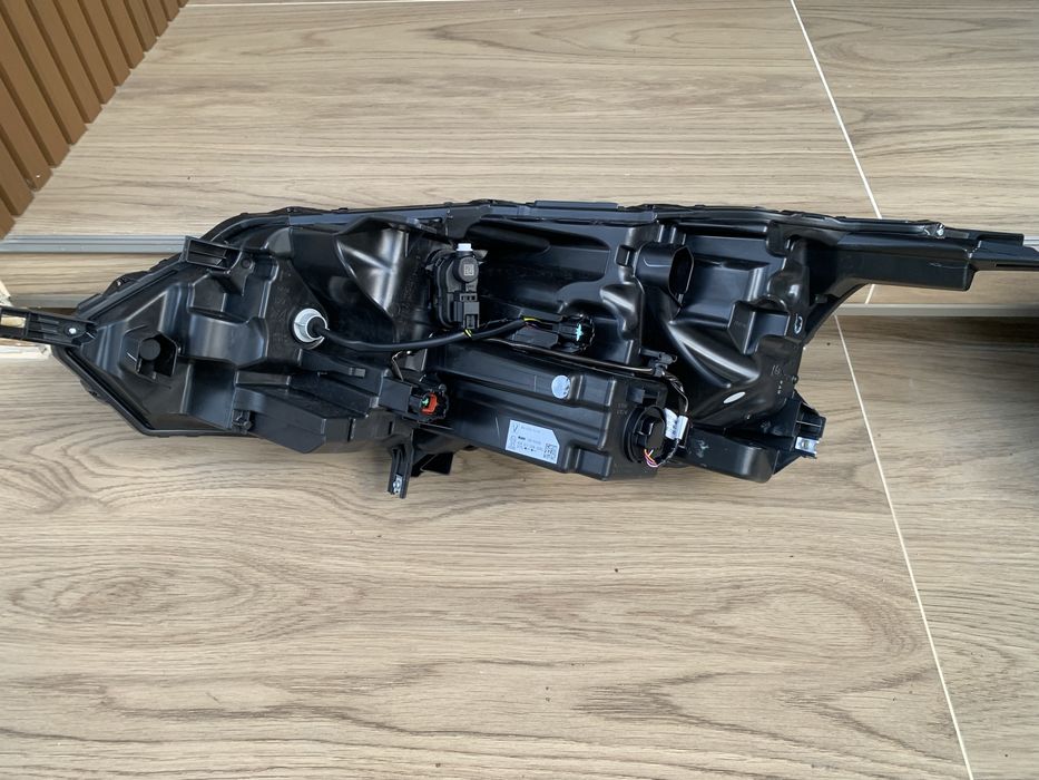 Far dreapta/stanga Nissan Qashqai an 2021/2022/2023/2024/2025