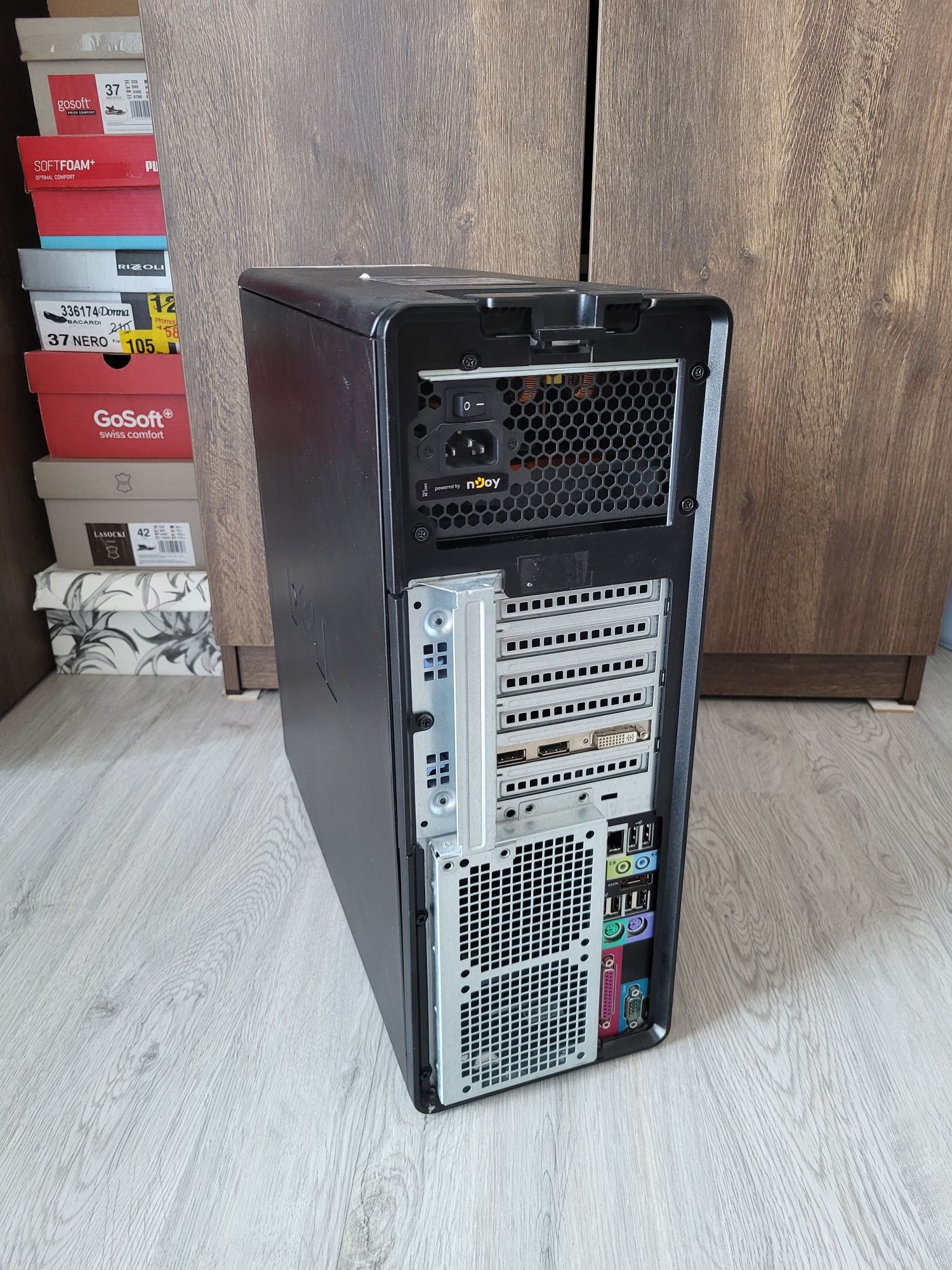 Dell Precision T3500 - stare excelentă