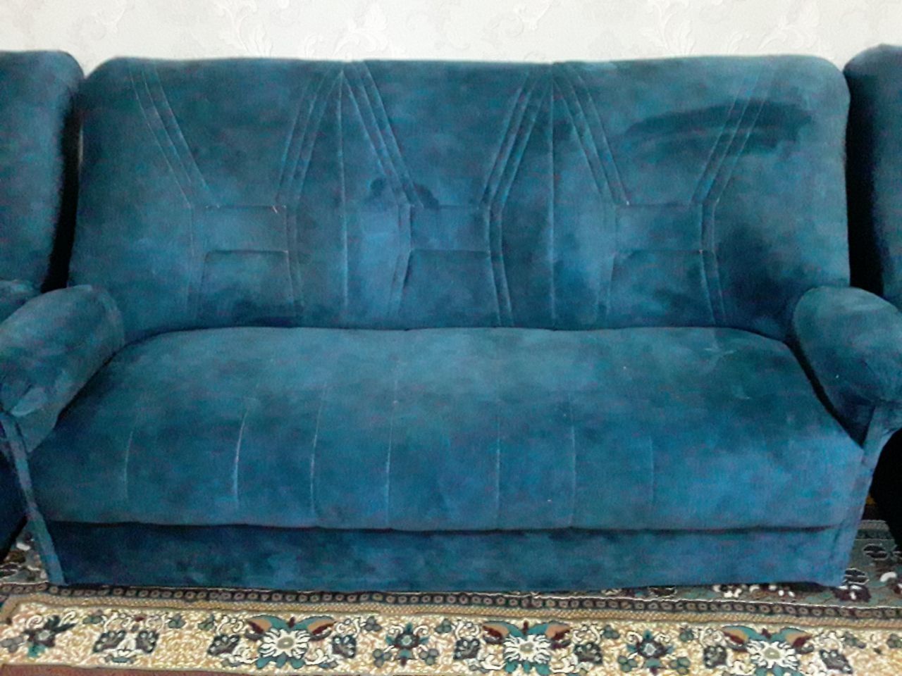 Мягкая мебель диван и два кресло