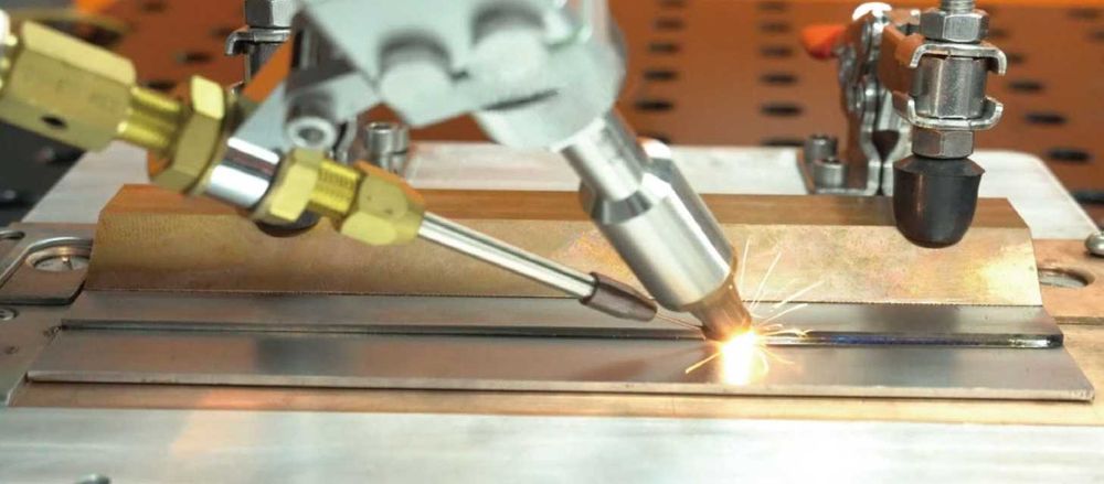 Лазерно заваряване, лазерно заваръчна машина, Megmeet Lux 1500