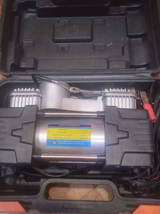 Авто компрессор , насос