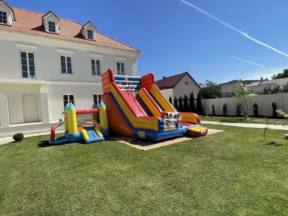 Loc de joaca gonflabil tobogan pentru petreceri private