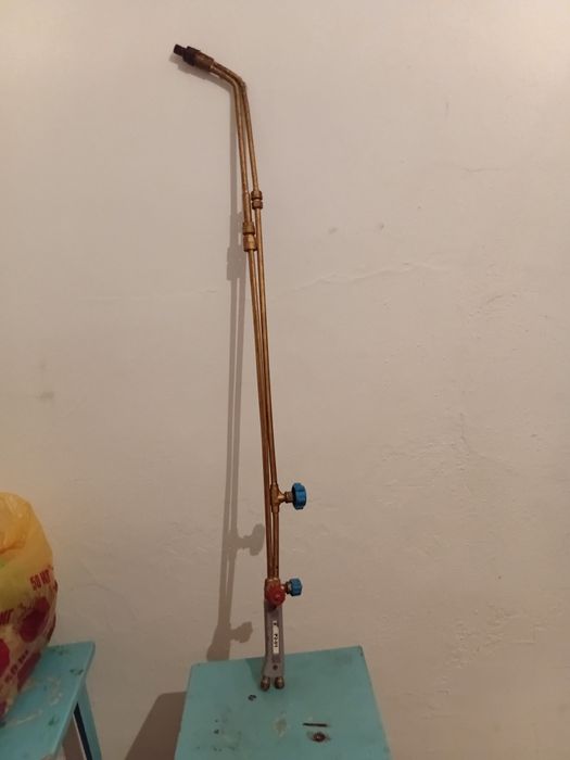 Продам резак длинный