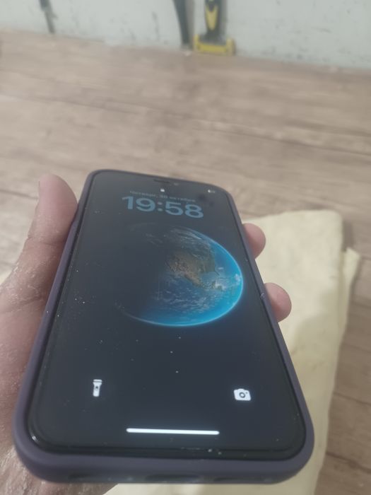 Iphone xr arzonga berib yuborman