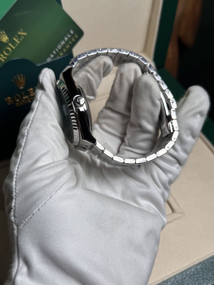 Часовник Rolex 2025