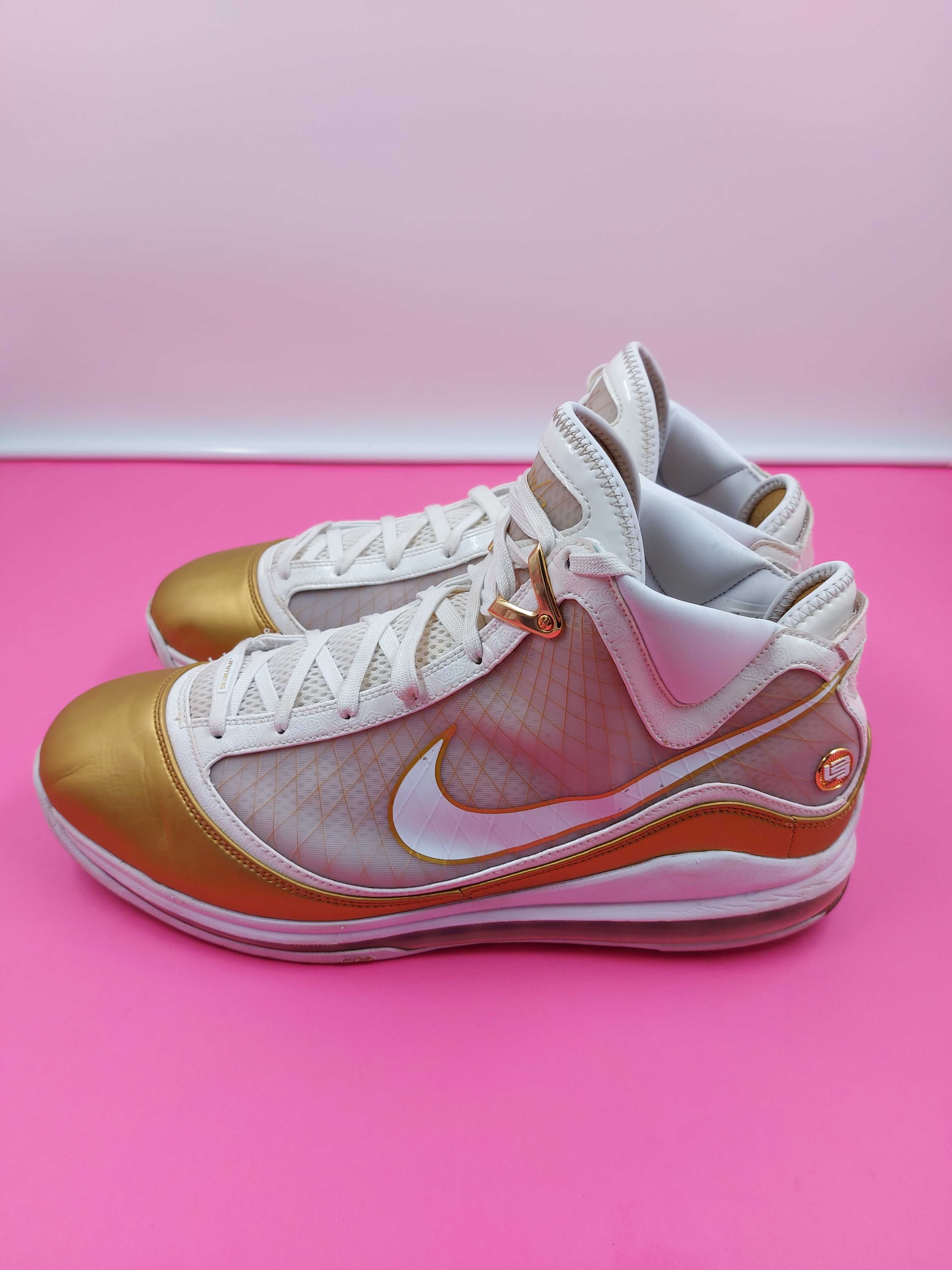 Nike Air Max Lebron 7 Retro QsChina Moon номер 49.5 Оригинални  кецове