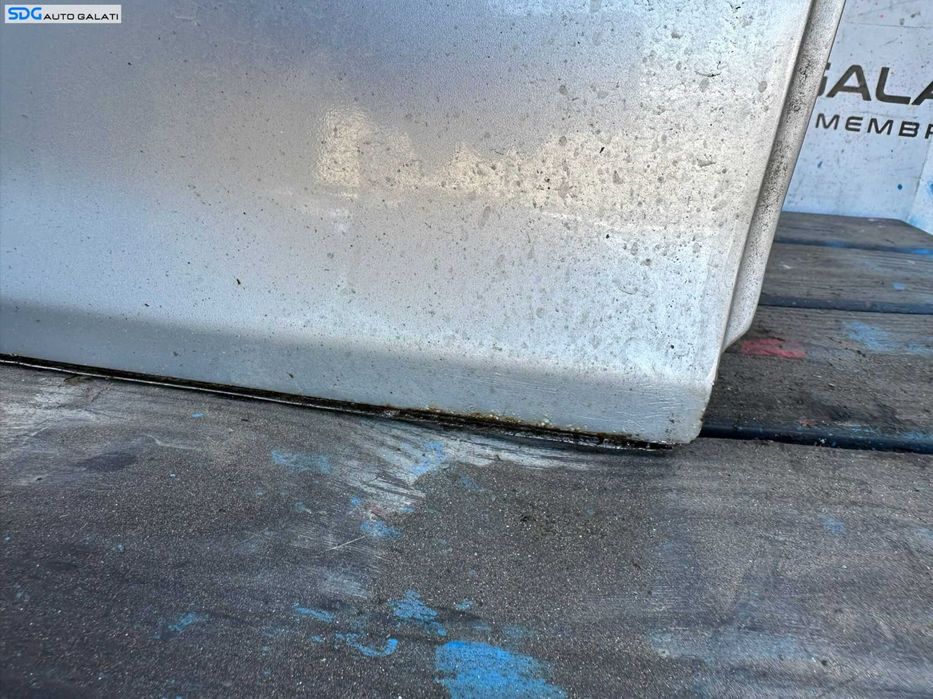 Usa Usi Portiera Portiere Dreapta Spate cu Inceput de Rugina Mercedes Clasa C Class W203 Berlina Sedan 2001 - 2007 [X3397]