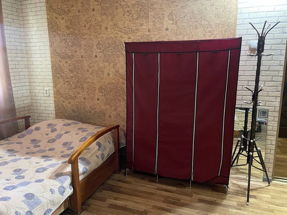 Продаётся 1/4/4 быв. Общежитие в М-Улугбекском районе