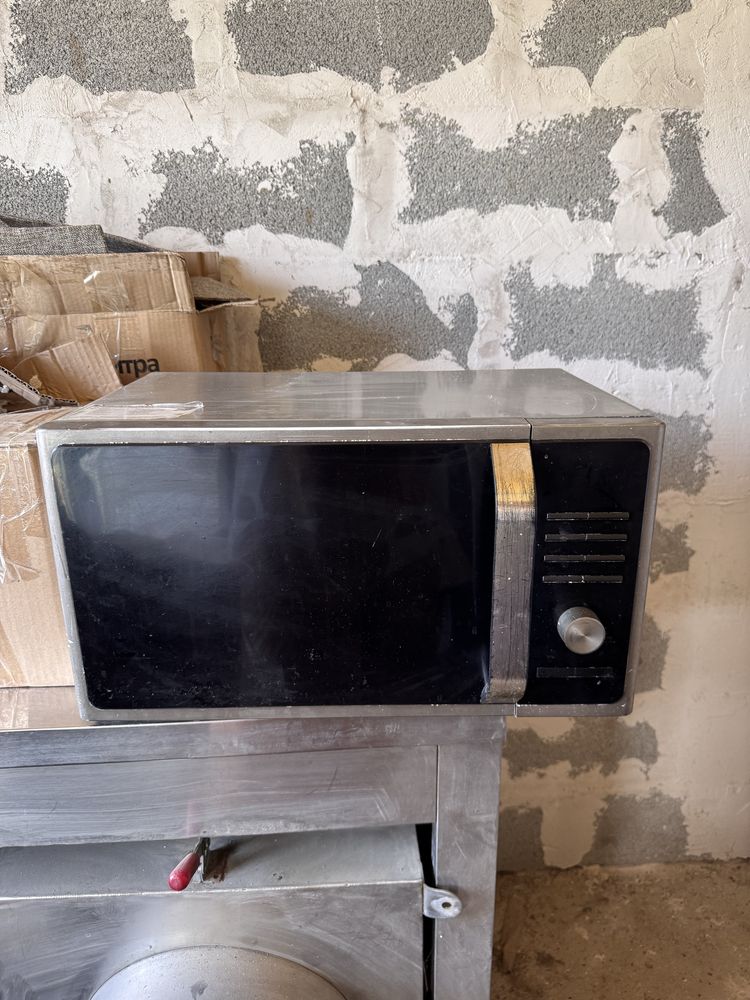 Продам микроволновку б/у