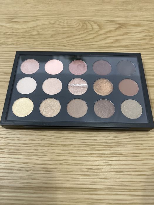 MAC Neutral Eyeshadow X 15 Warm Neutral