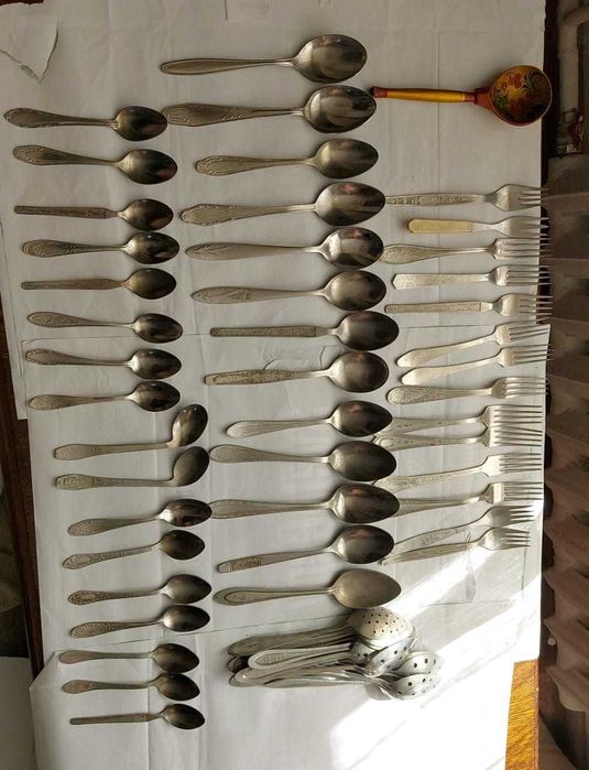 Ложки вилки шумовки