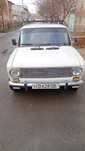 Vaz 2101  moshina sotiladi