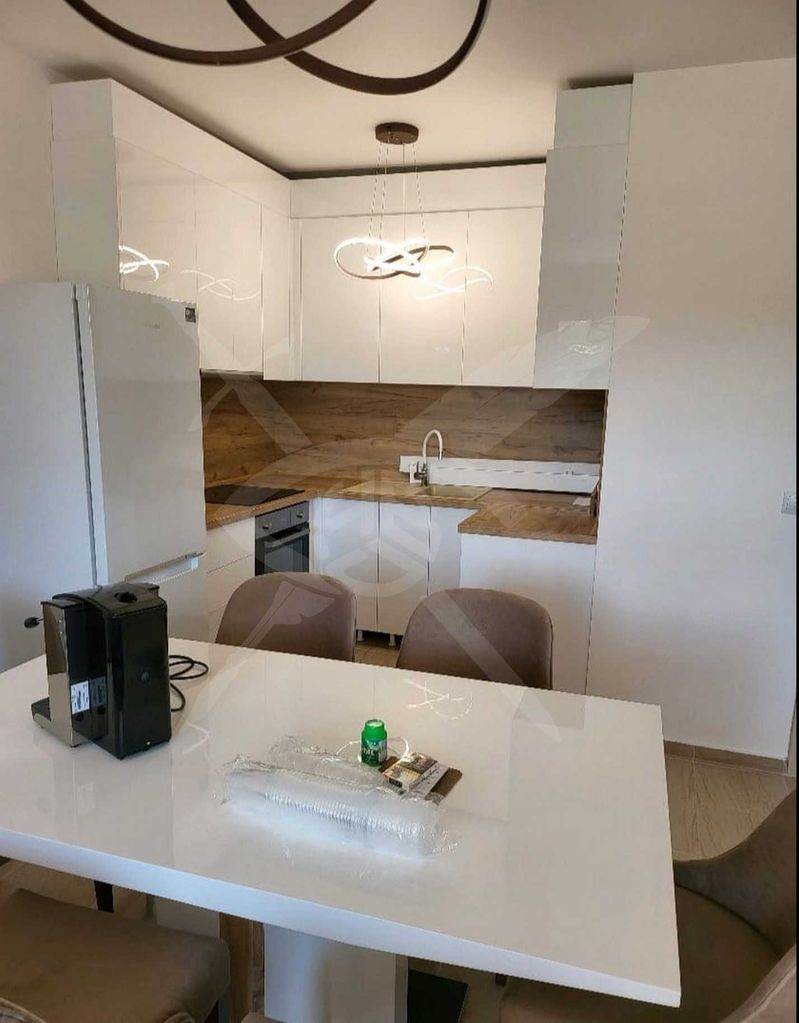 Продава се Двустаен апартамент в Каварна - 65 кв.м за 916 €/кв.м - Снимка #1
