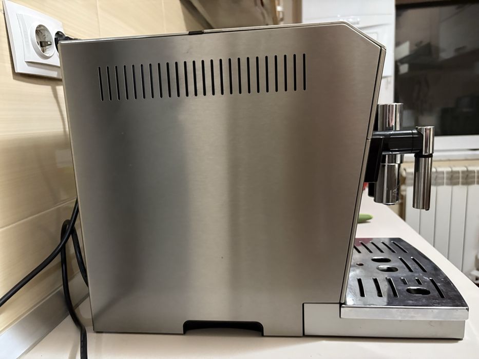 Espressor DeLonghi Primadonna S Deluxe