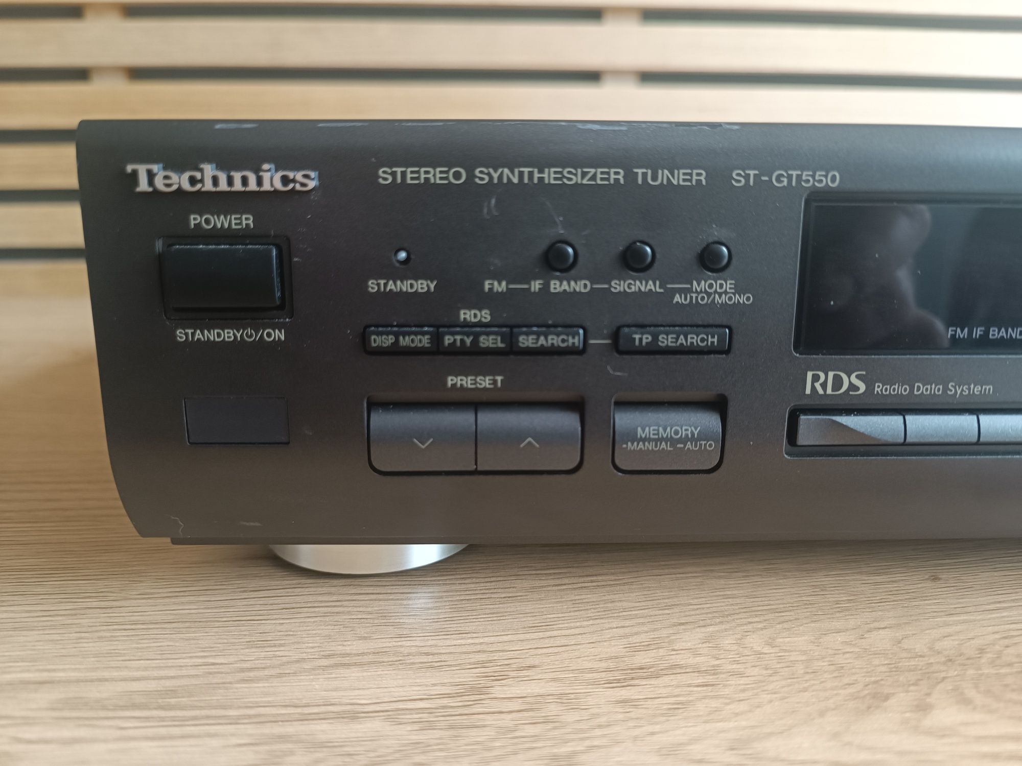Тунер Technics ST-GT550