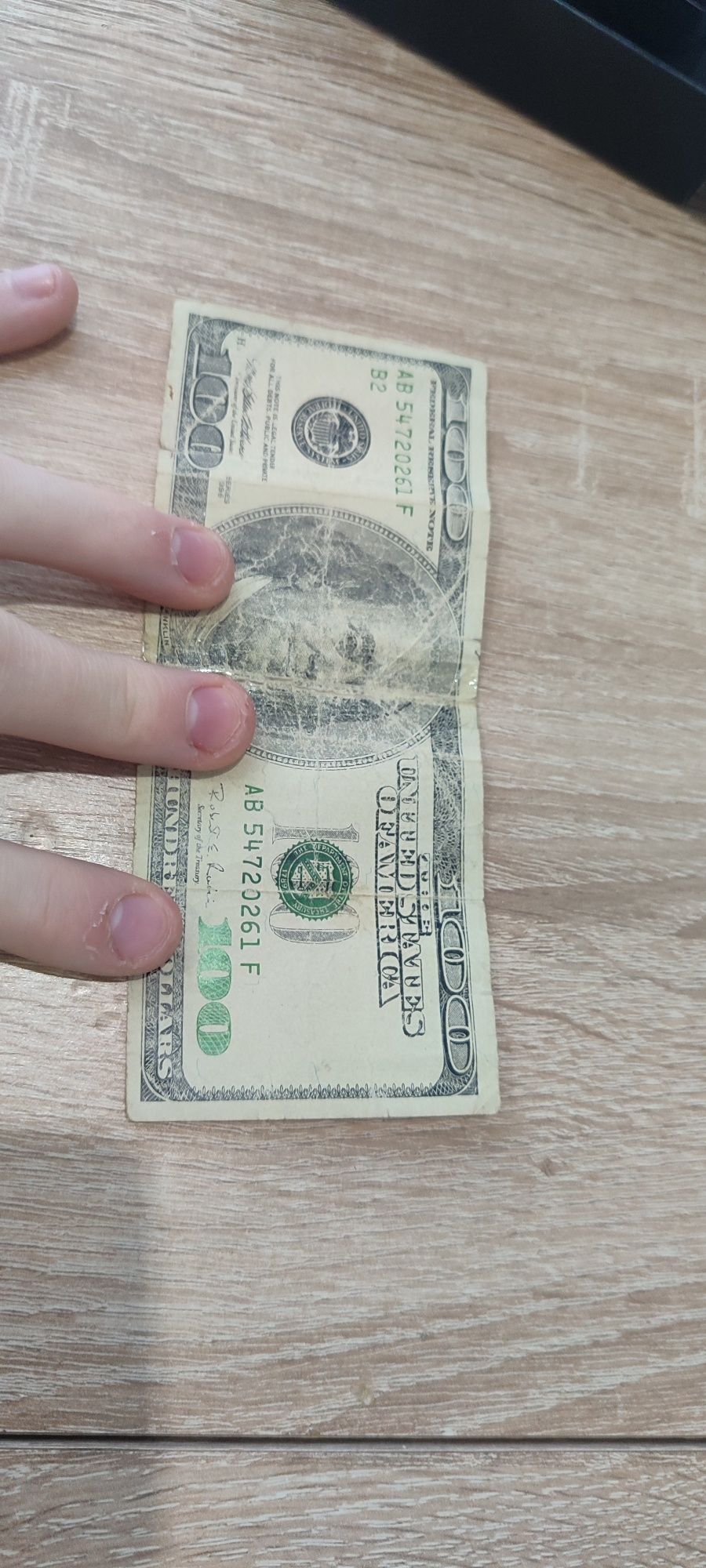 100 доллар 1996года