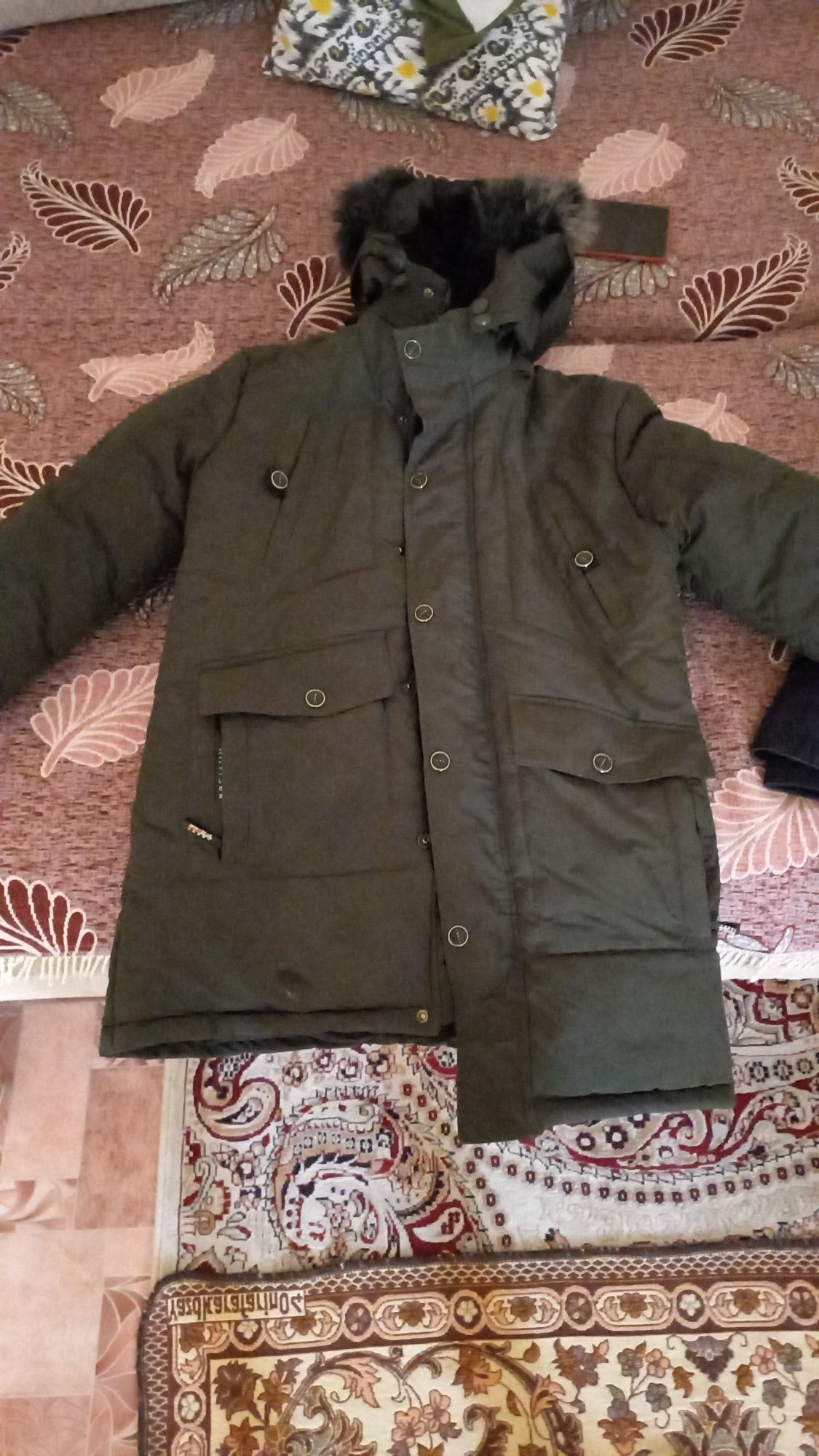 Зимняя куртка на мальчика 11-12лет